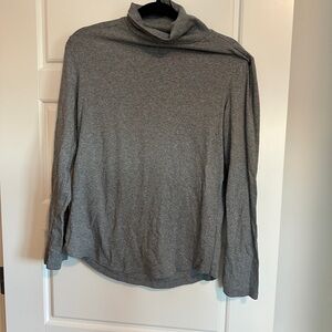 Denver Hayes Gray Long Sleeve Tee